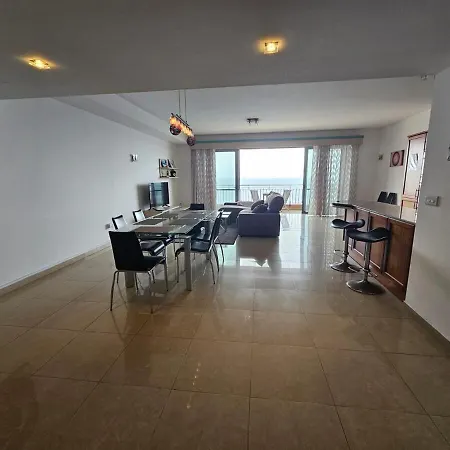 Front Sea View 3 Bdr Huge Parking - S-5 * Sliema