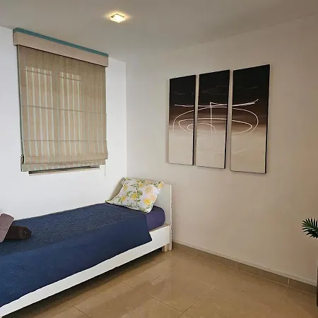 Front Sea View 3 Bdr Huge Parking - S-5 Appartamento