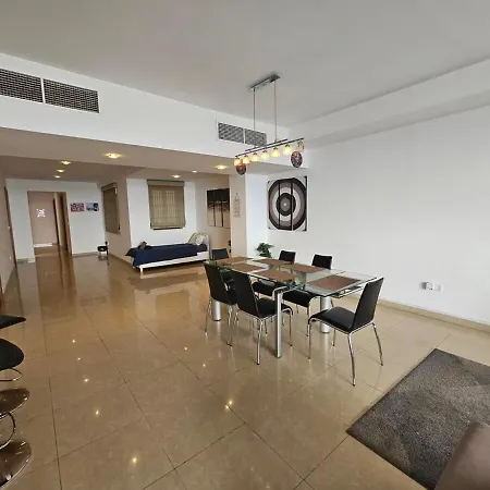 Front Sea View 3 Bdr Huge Parking - S-5 Διαμέρισμα Σλιέμα