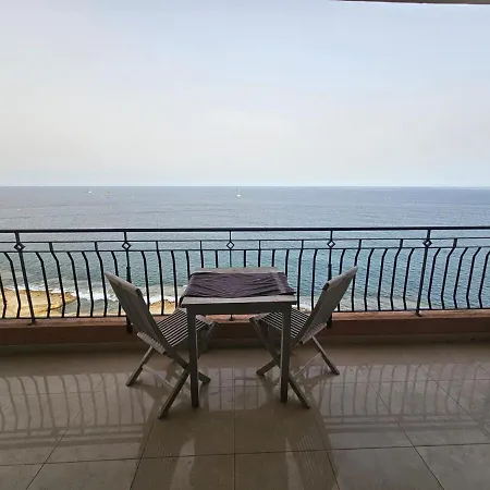 Διαμέρισμα Front Sea View 3 Bdr Huge Parking - S-5